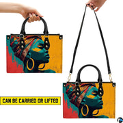 Demonstration of top handle carry and shoulder strap carry configurations