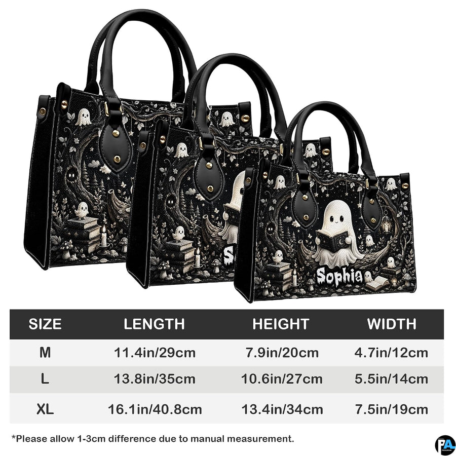 Infographic overview showing proportional measurements and structural dimensions of satchel.