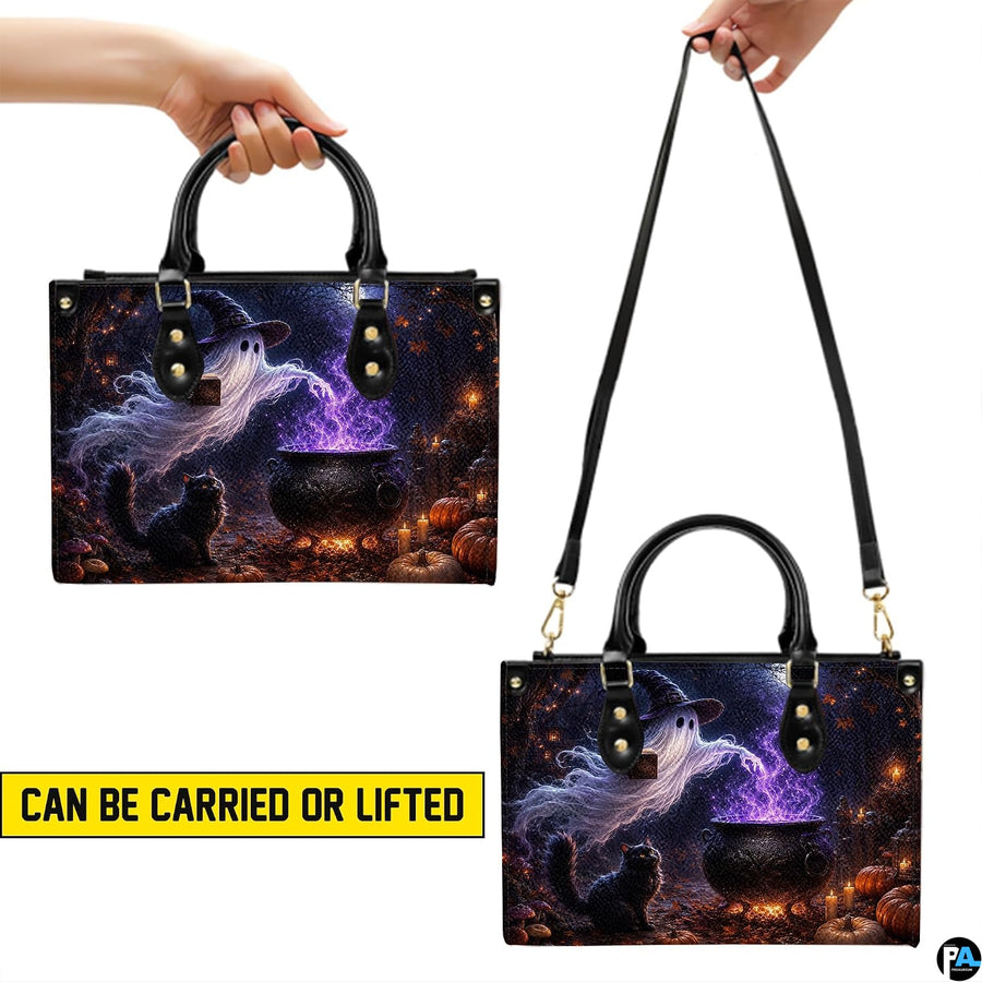 Demonstration illustrating hand-held carrying perspective of halloween ghost art accessory.
