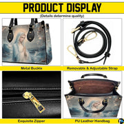 Product display infographic showing zipper, buckle, strap, and interior structure.